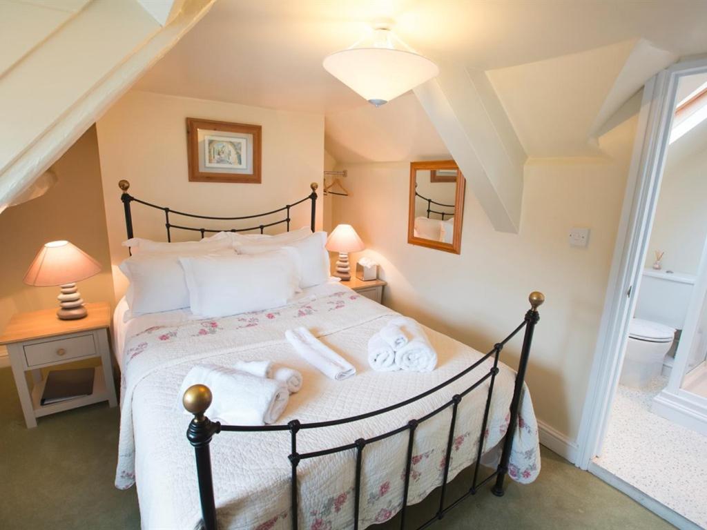 The Old Brewhouse Bed & Breakfast Cirencester Bagian luar foto