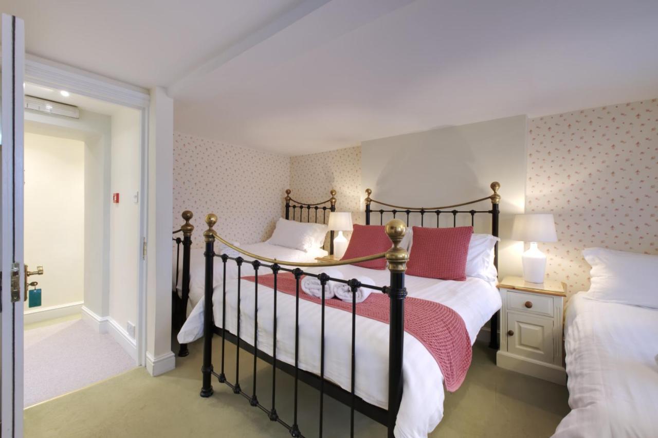 The Old Brewhouse Bed & Breakfast Cirencester Ruang foto