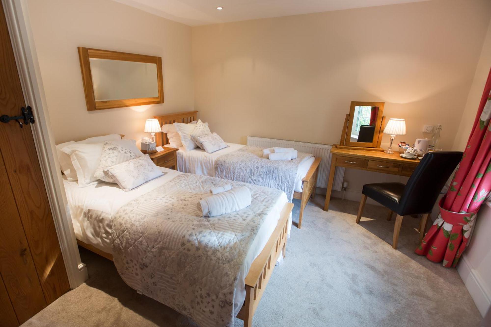 The Old Brewhouse Bed & Breakfast Cirencester Ruang foto