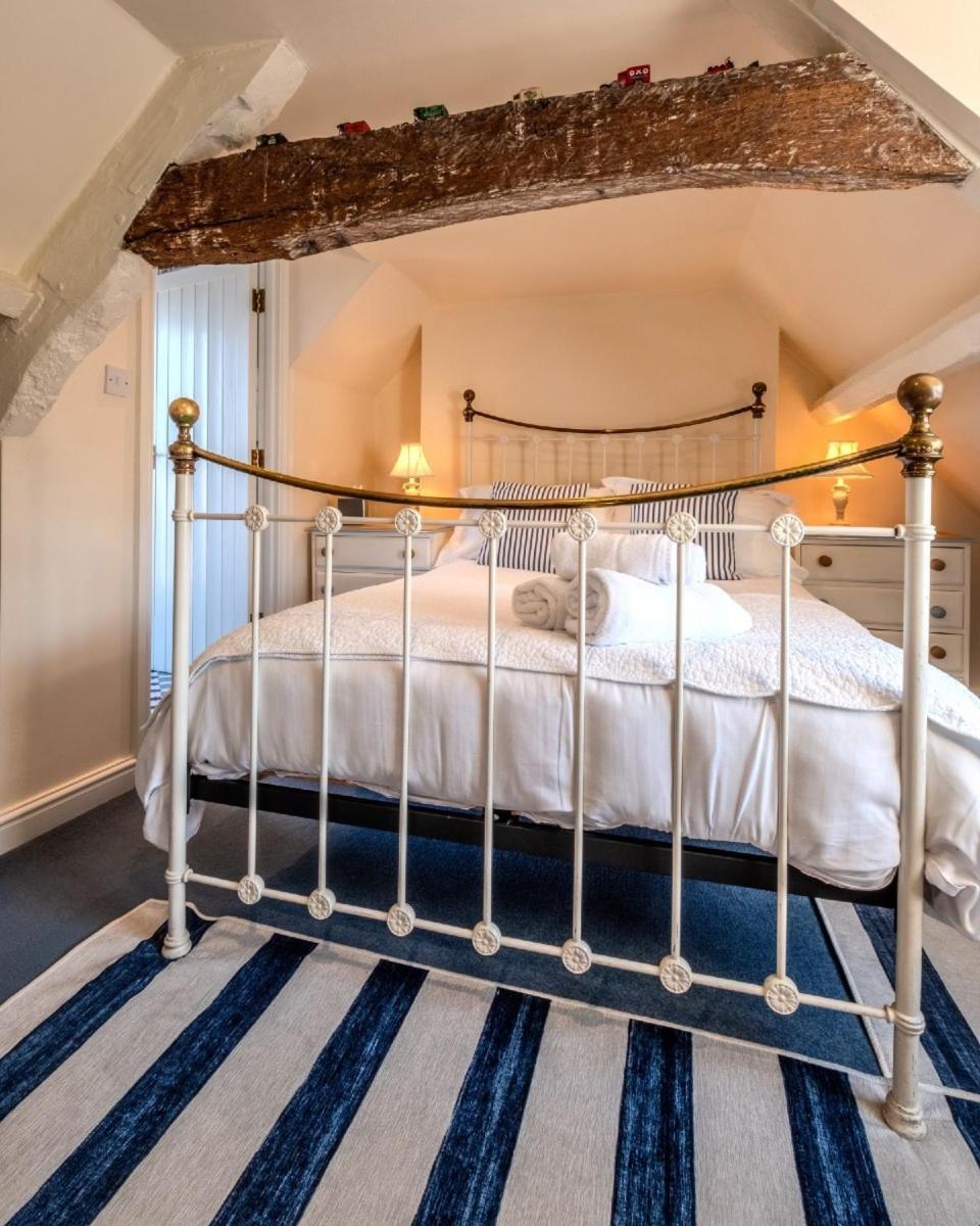 The Old Brewhouse Bed & Breakfast Cirencester Ruang foto
